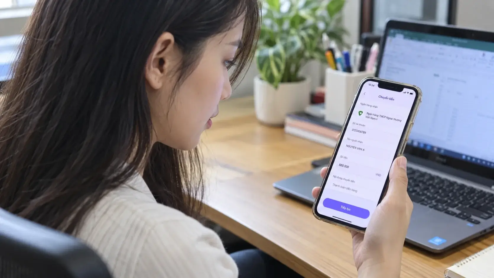 ベトナム中銀、AIで顔認証を突破する不正送金に警鐘、24時間保留策も