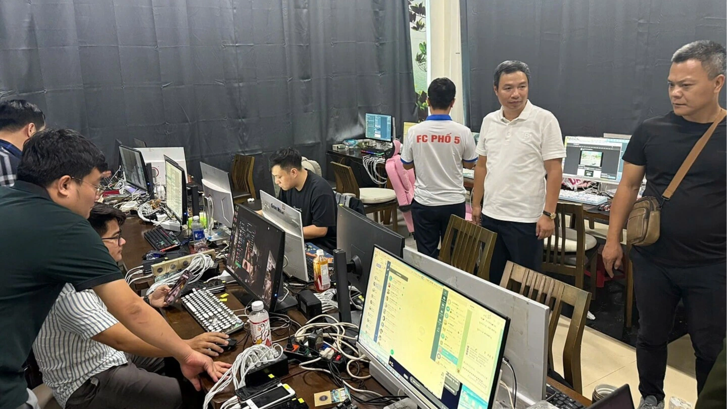 ベトナムで外国人113人拘束、国際ネット詐欺の被害額約3億円