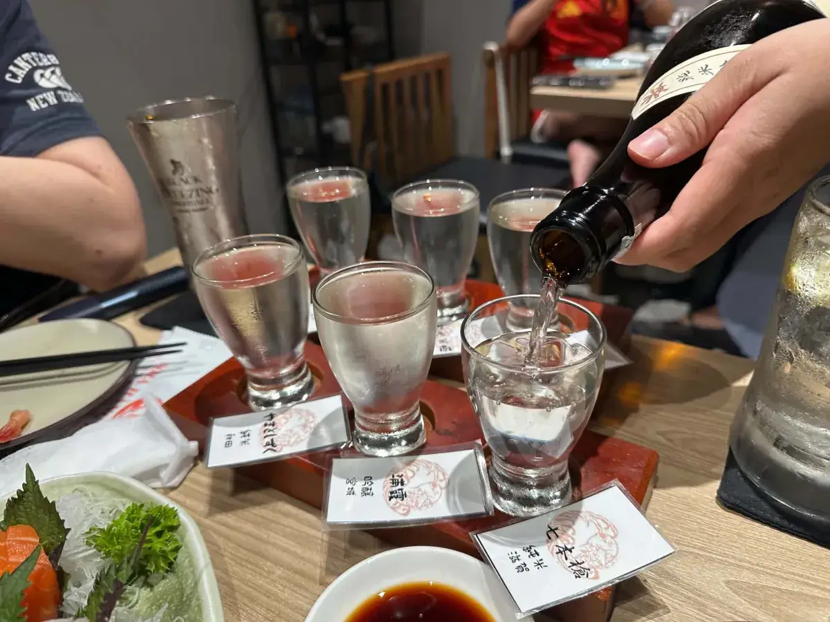 居酒屋EBISUの日本酒飲み比べセット