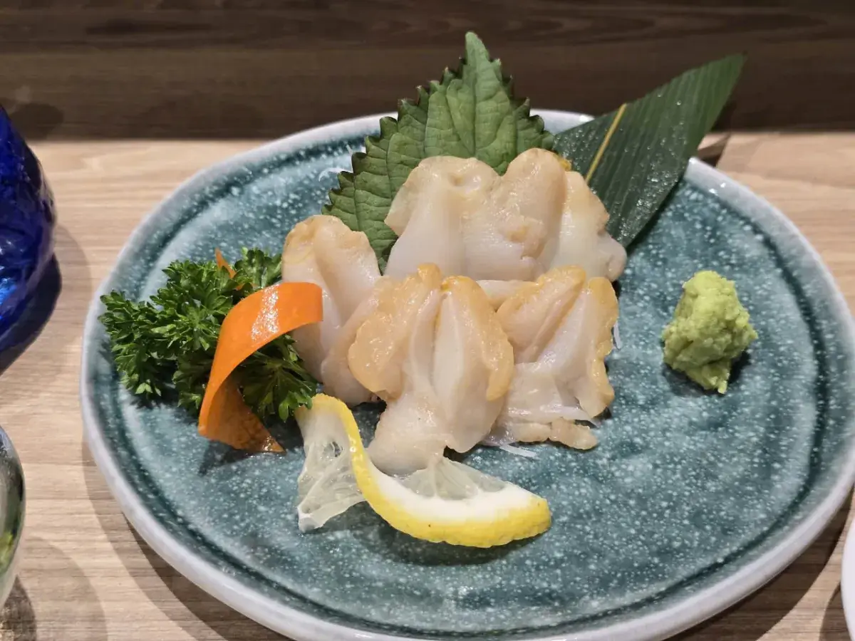 居酒屋EBISUの貝の刺身