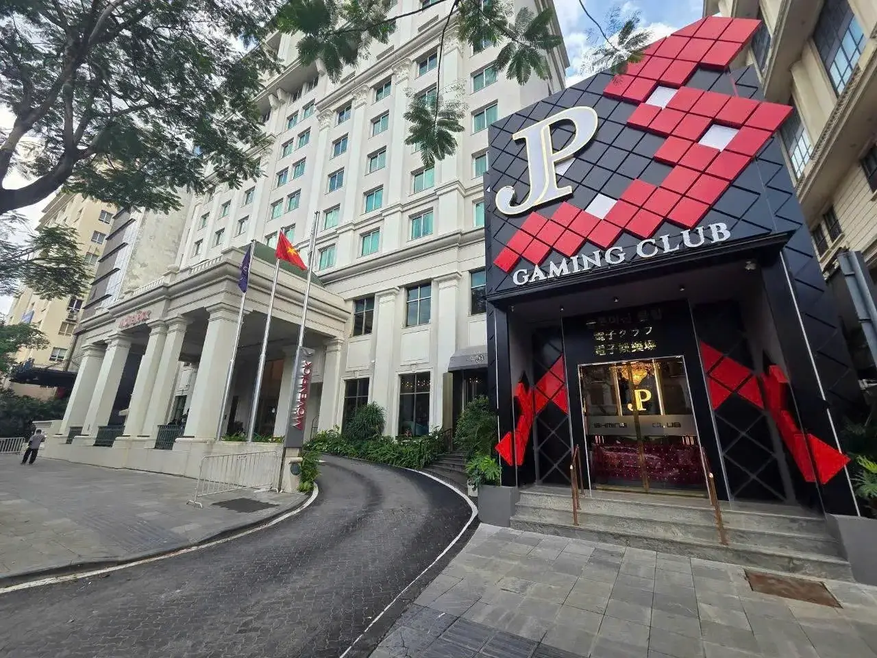 初めての利用でも安心。外国人専用のE-Gaming Club