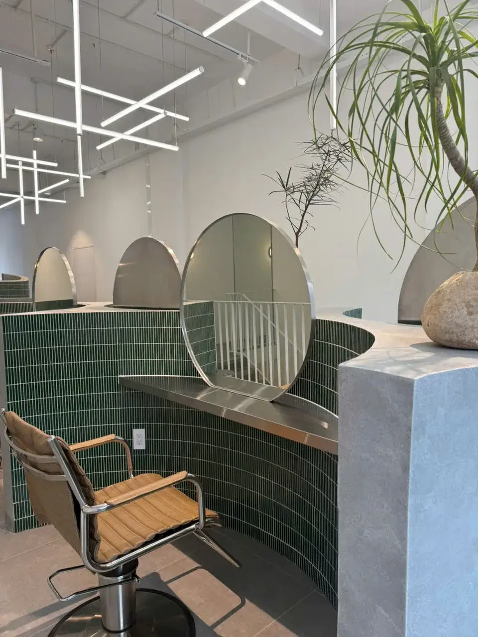 9nine hair salon/sono