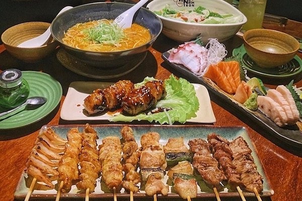 焼酎ばー満月 ハノイ店