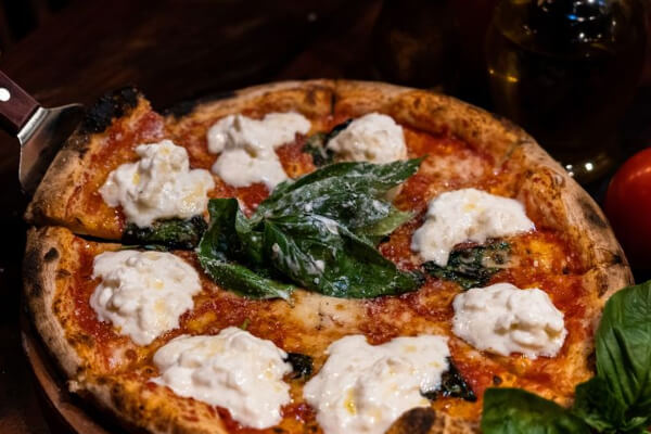 365デグリーズナポリピザ（365 Degrees Pizzeria）