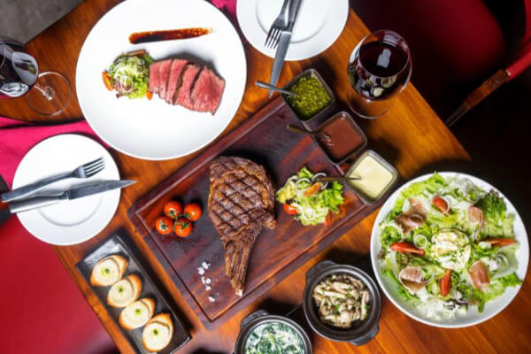 B3ステーキハウス＆クラフトビール（B3 Steakhouse & Craftbeer）