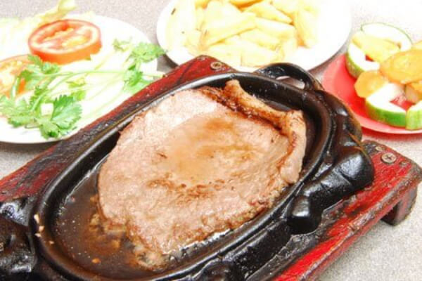 ナムソン（Beef Steak Nam Son）｜ナムキーコイ店