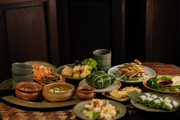サドゥ ベジタリアンレストラン（Sadhu Vegetarian Resturant ）