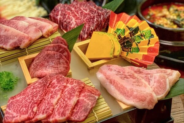 炭火焼肉 安楽亭　グエンチャイ店