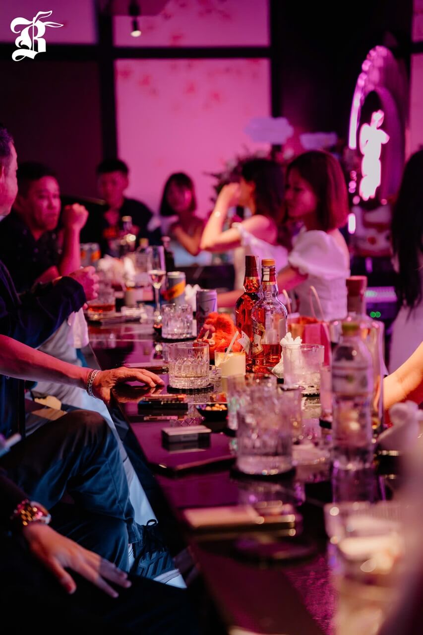 BUNNY Girls Bar & Lounge 2