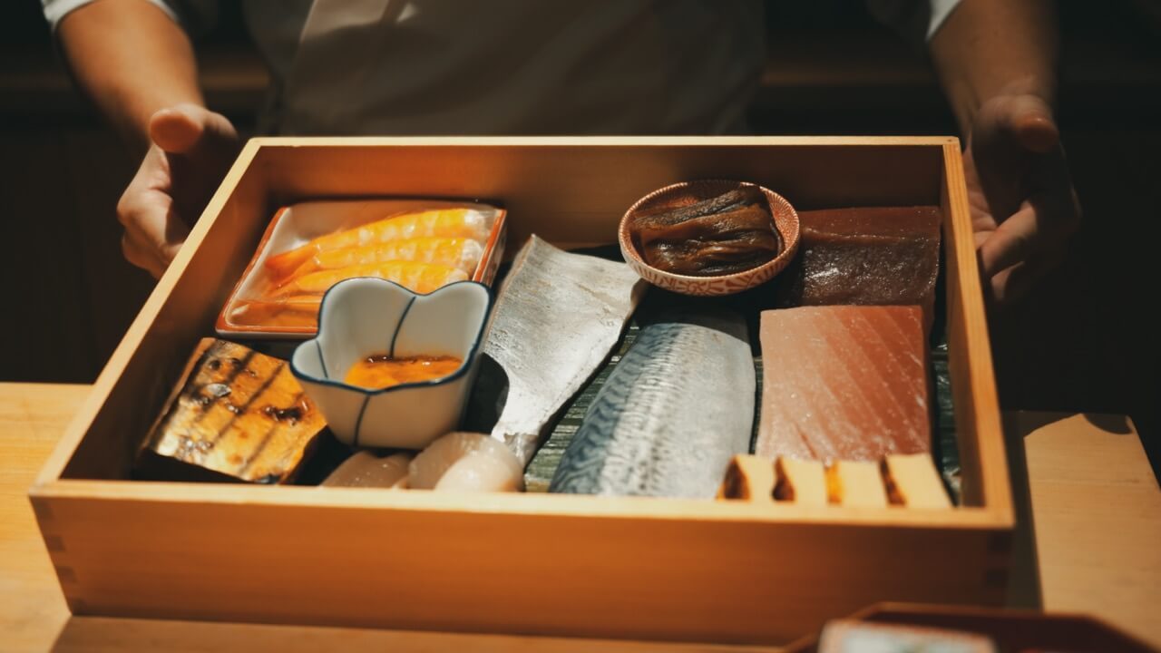 鮨弍音のおまかせ料理写真