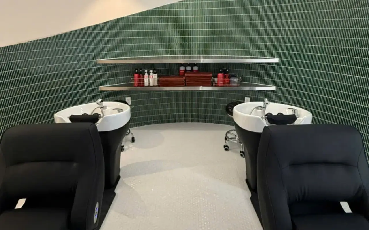 9nine hair salon/sono